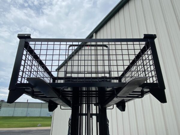 Rigid-Wire-Container-with-Fork-Stirrups-on-Forklift-scaled